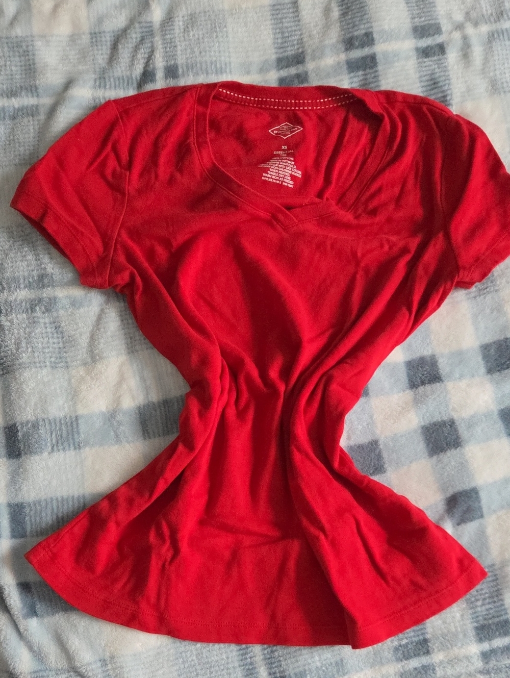 St. John's Bay Red V-Neck Short Sleeve Tee